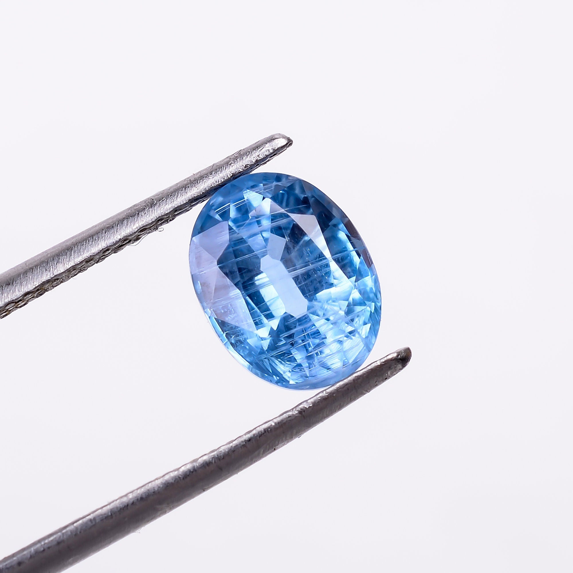 natural blue kyanite oval shape cut stone loose gemstone